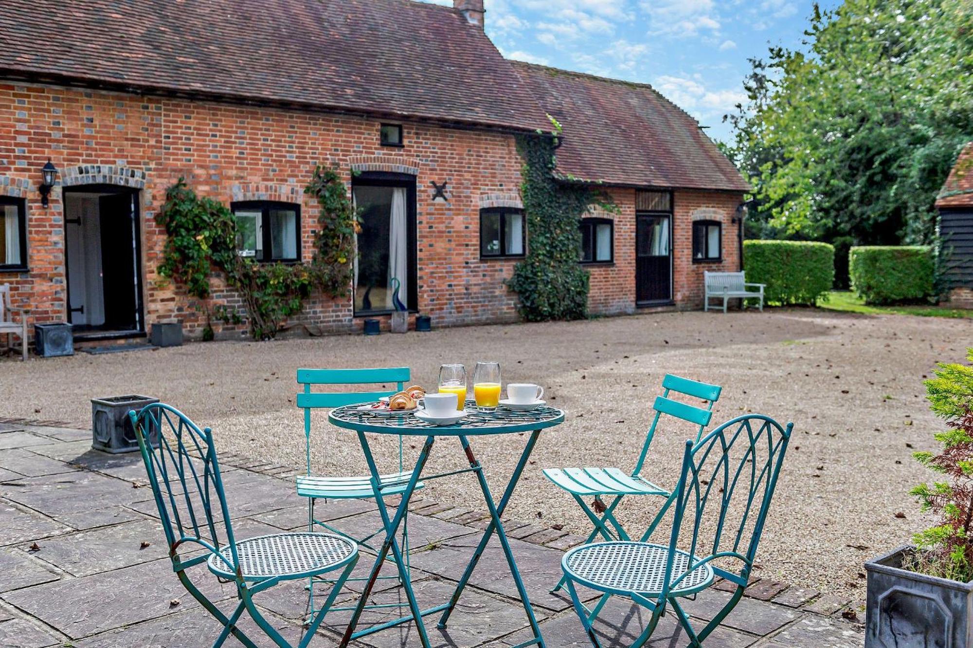 Court Lodge Oast Heathfield Bagian luar foto
